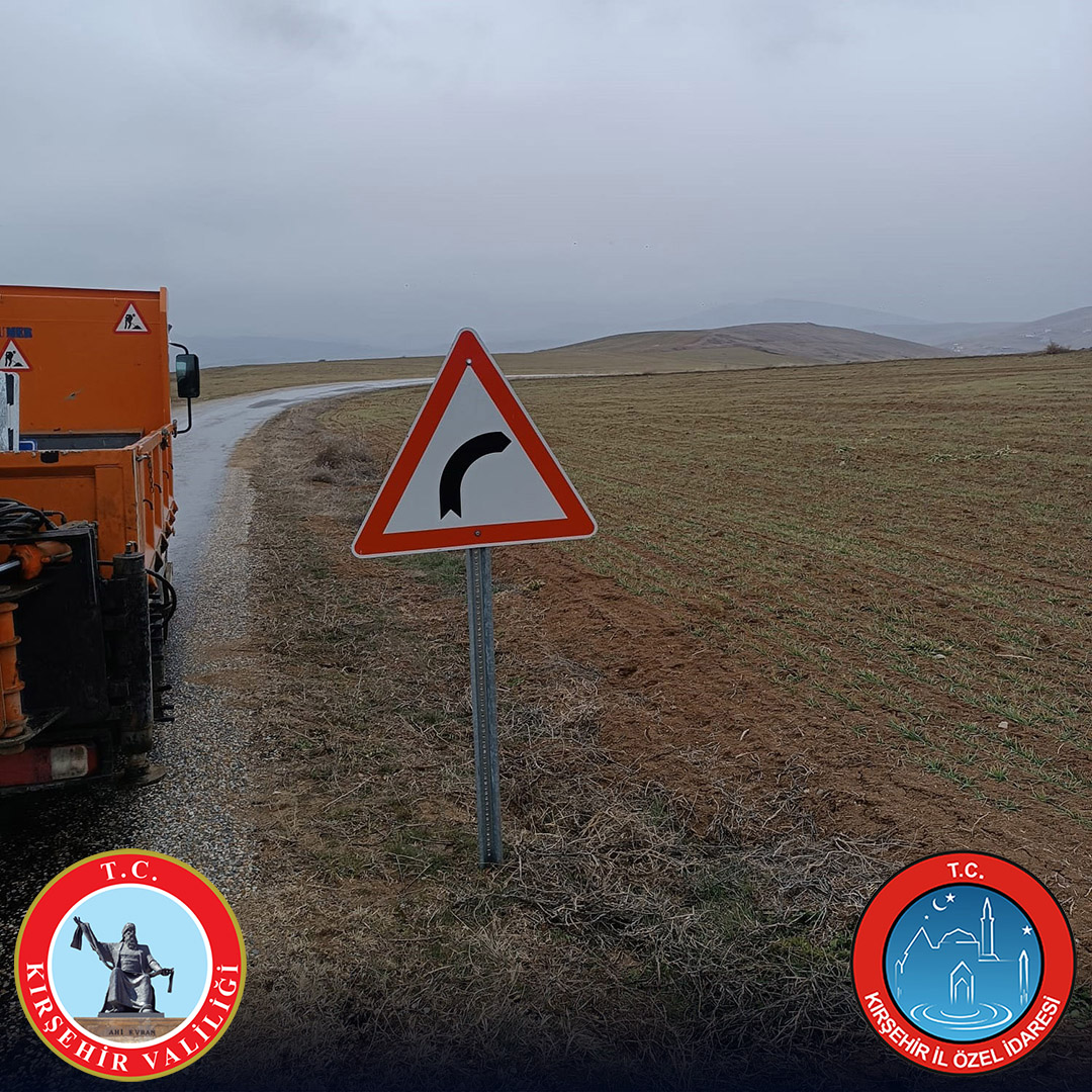 Köy Yollarında Trafik İşaret ve Levhalarını Yeniliyoruz